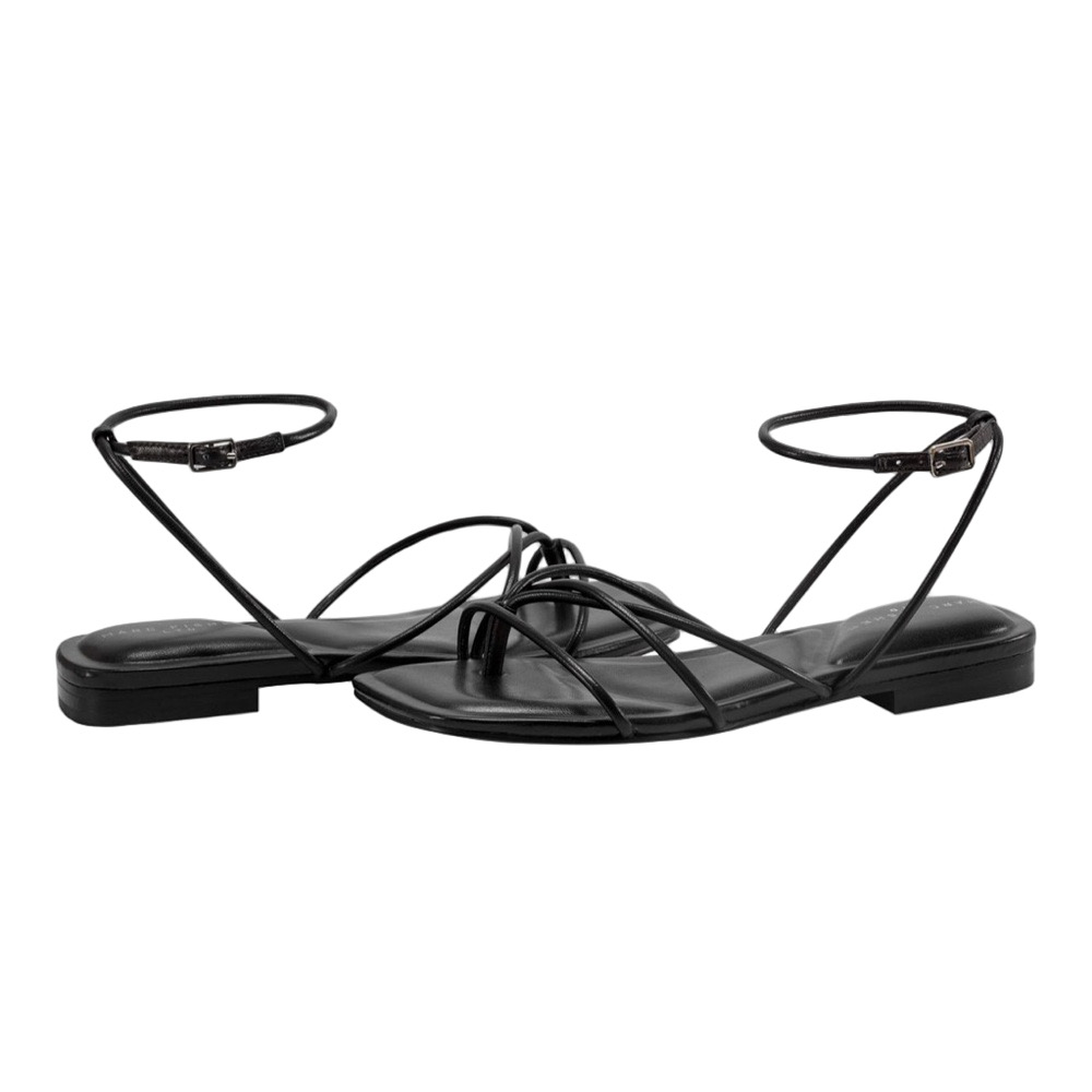 Marc Fisher LTD women’s Mayte Black leather Strappy Sandals size 7M NWOT..